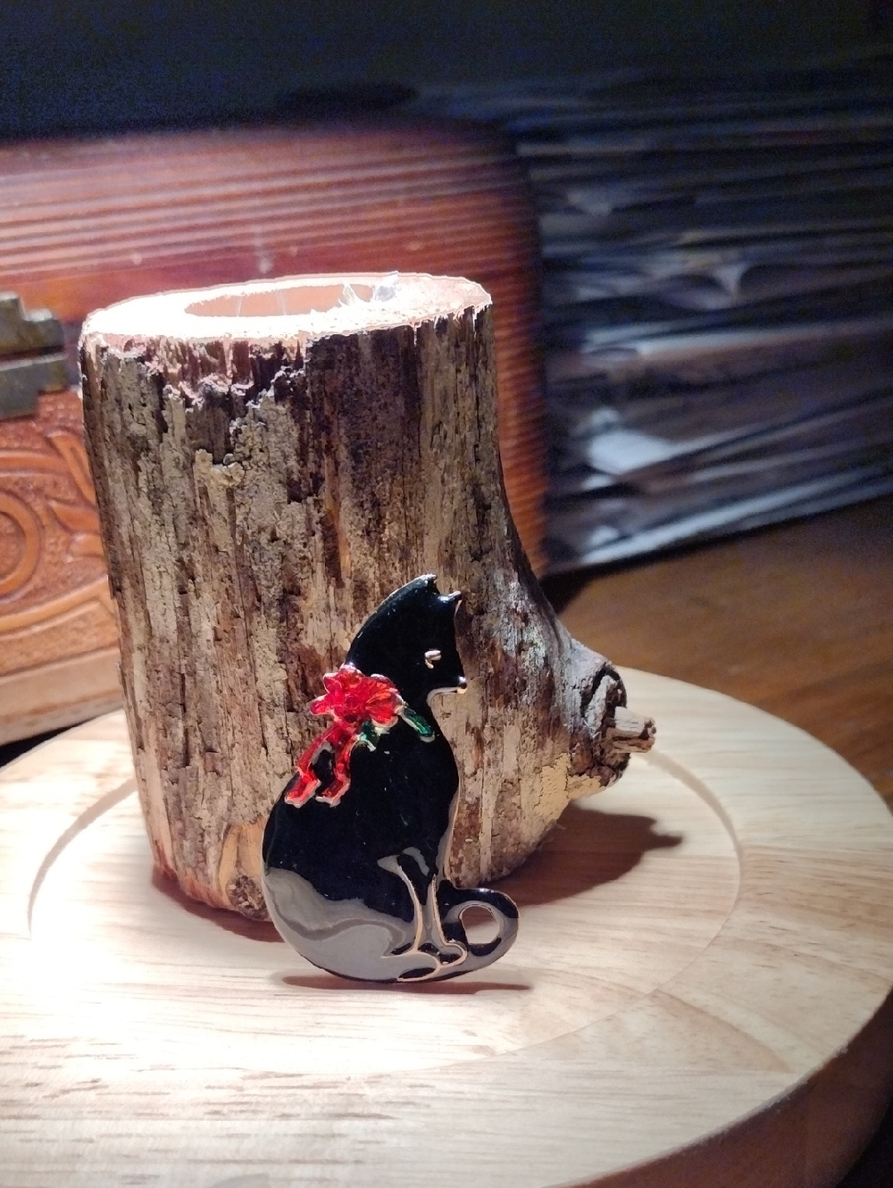 Vero Moda Black Cat Brooch with Red Bow Accent